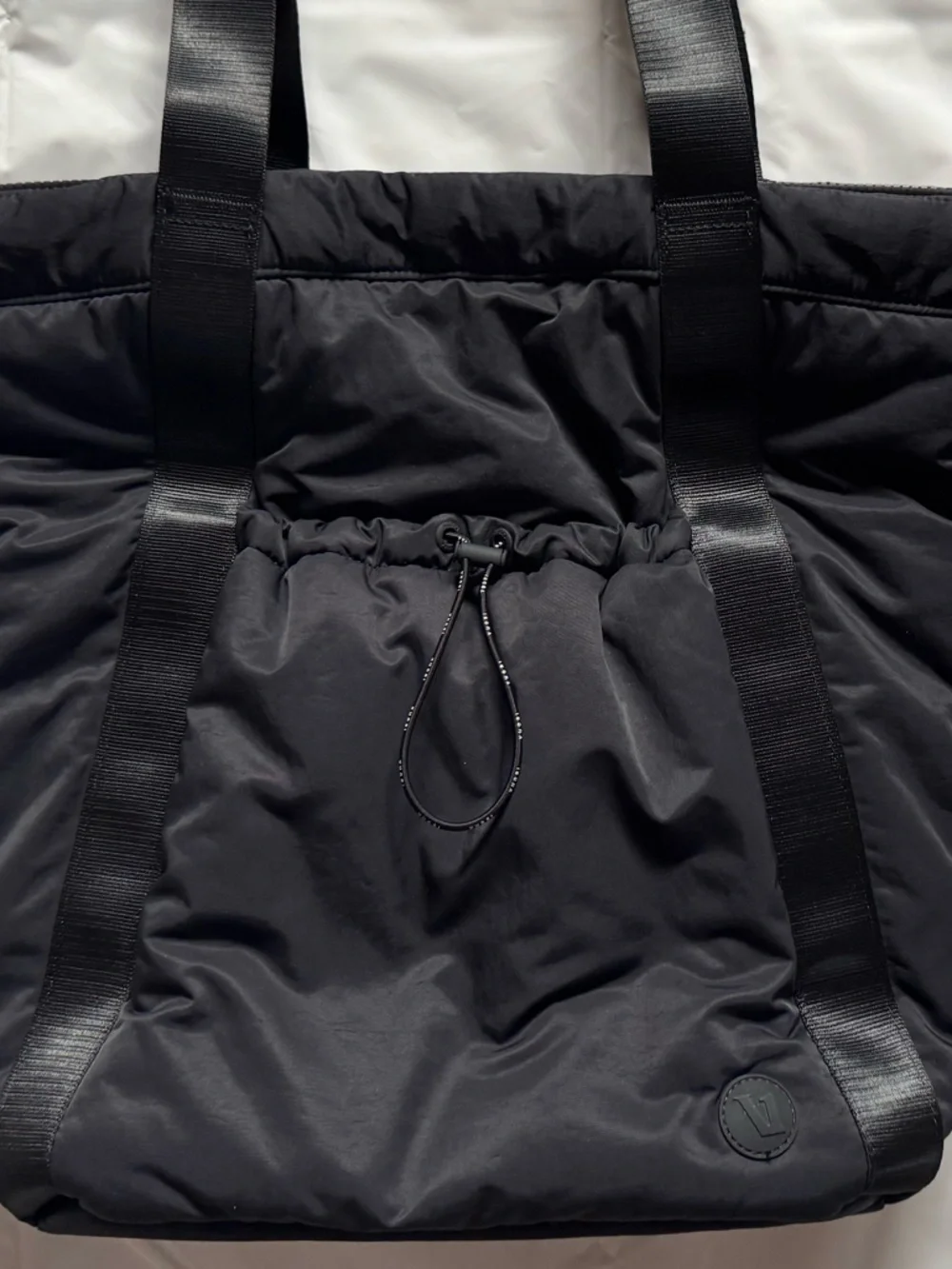 VUORI•ALL AROUND TOTE•BLACK•OS - Picture 5 of 10